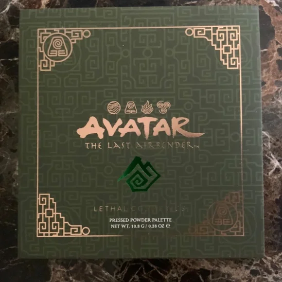 Lethal Cosmetics Avatar Green palette - Picture 2 of 2